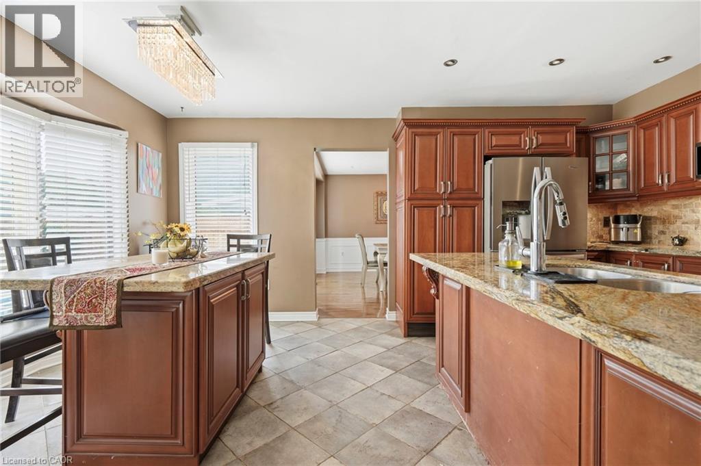 55 Woodside Square Property Photo 10