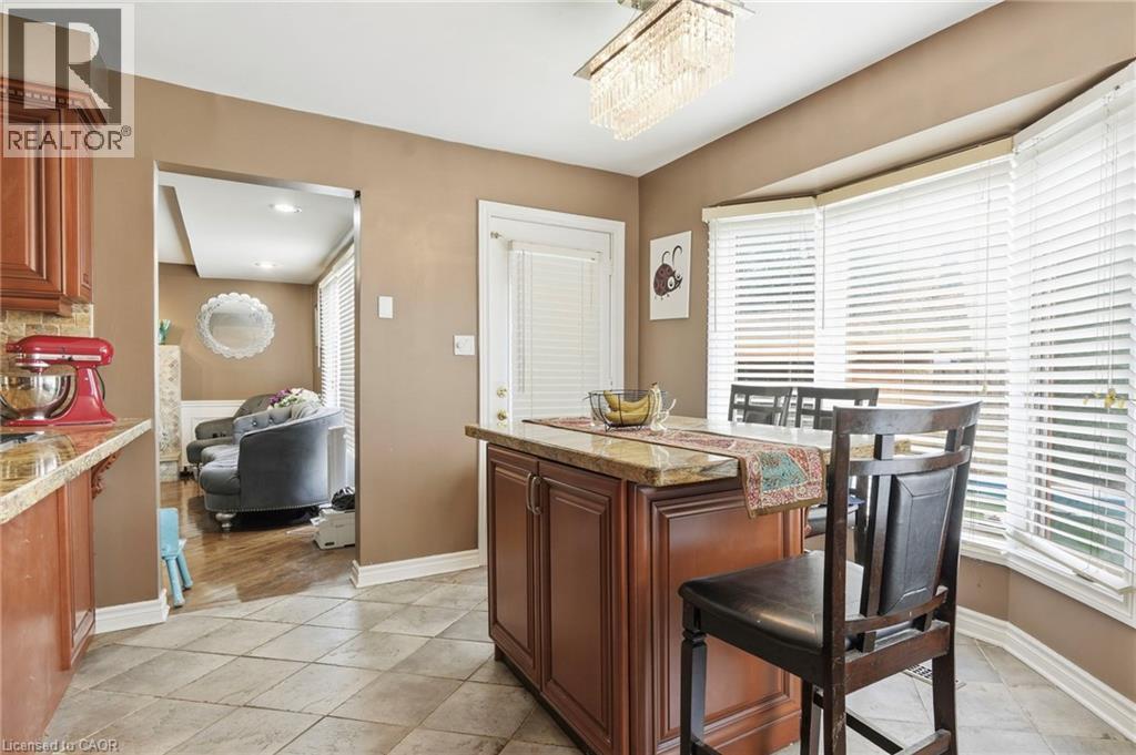 55 Woodside Square Property Photo 14