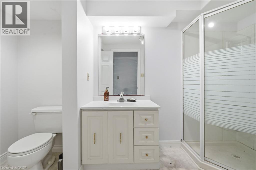 55 Woodside Square Property Photo 45