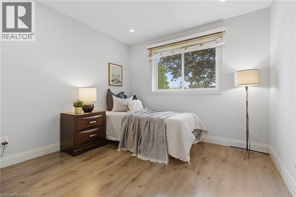 197 Burbank Street Property Photo 18