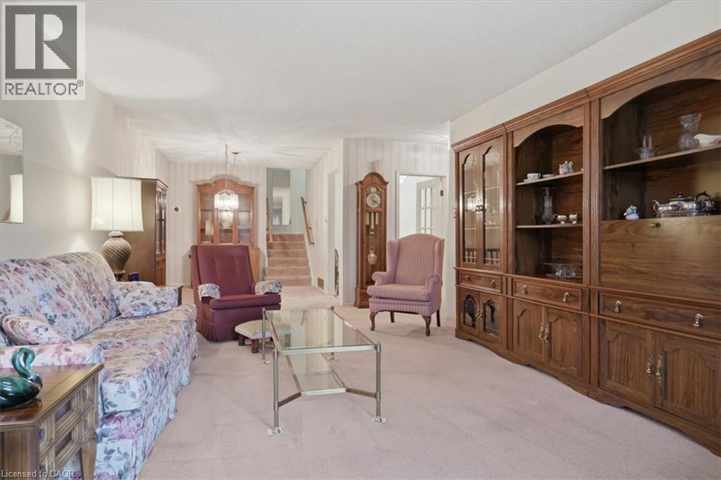 1167 Saturnia Crescent Property Photo 8