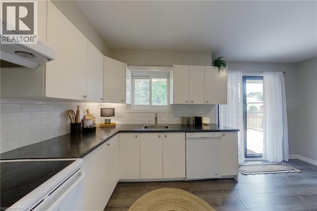212 Doon Road Property Photo 15