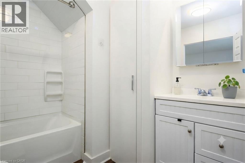 10 Shanley Street Property Photo 26