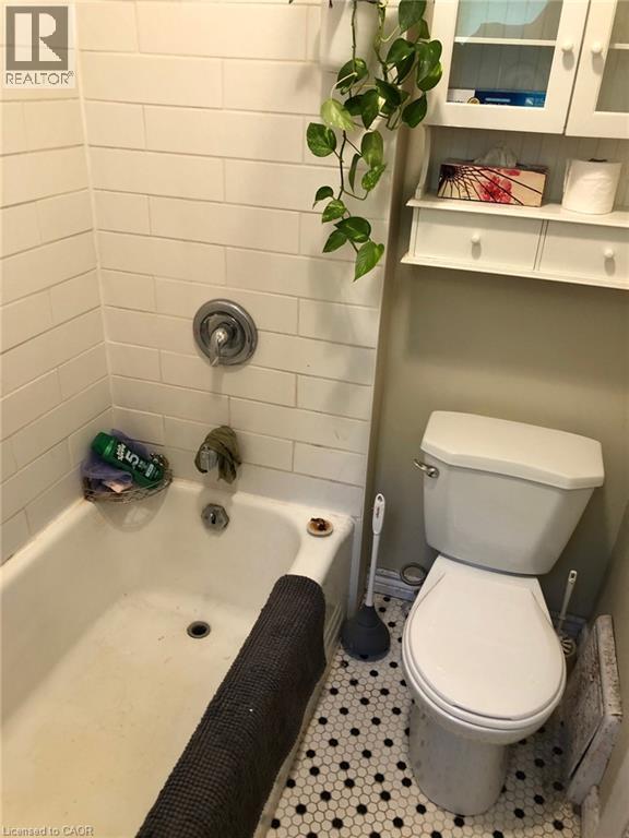 70 Belview Avenue Unit# 2 Property Photo 11