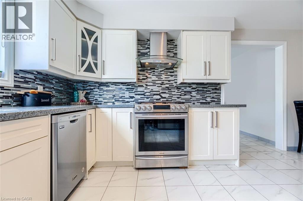 16 Vogue Court Property Photo 10
