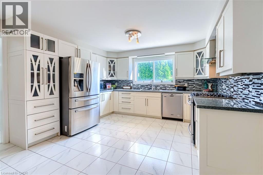 16 Vogue Court Property Photo 11