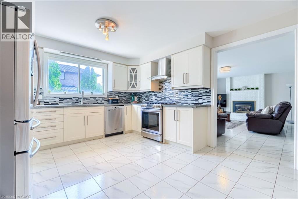 16 Vogue Court Property Photo 13