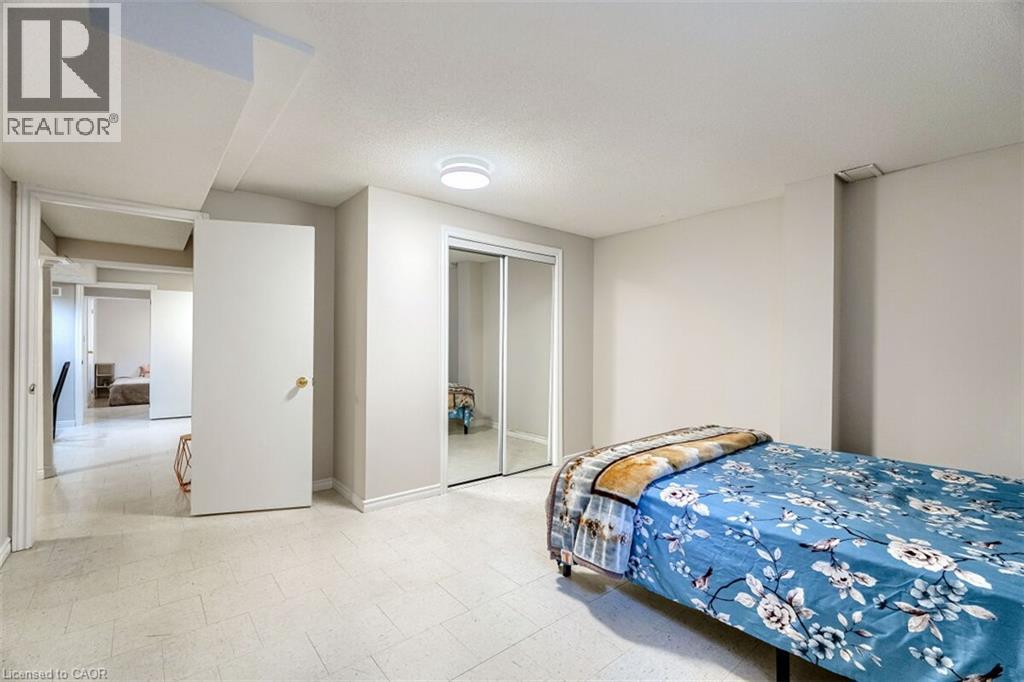 16 Vogue Court Property Photo 45