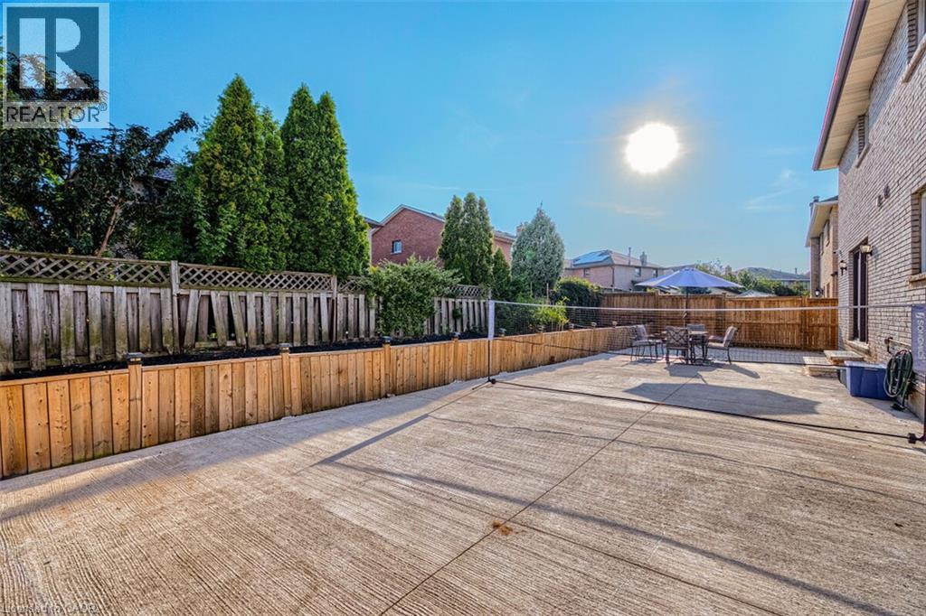 16 Vogue Court Property Photo 49