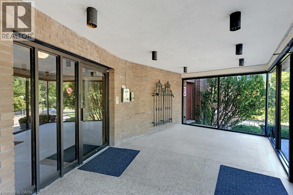 26 Wentworth Avenue Unit# 2 S Property Photo 4