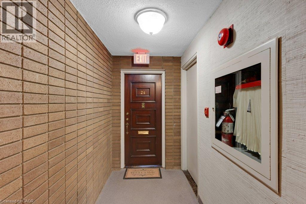 26 Wentworth Avenue Unit# 2 S Property Photo 6