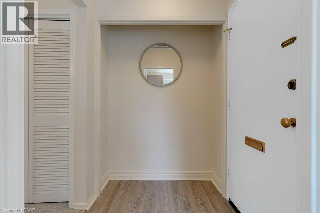 26 Wentworth Avenue Unit# 2 S Property Photo 8