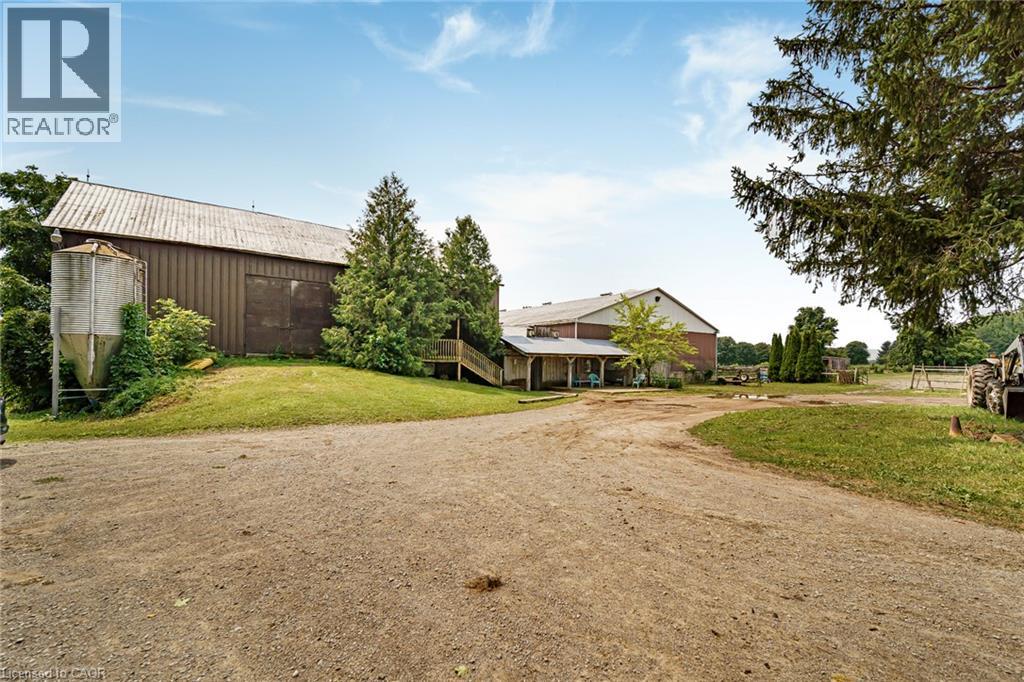 1374 5th Concession Road W Property Photo 22