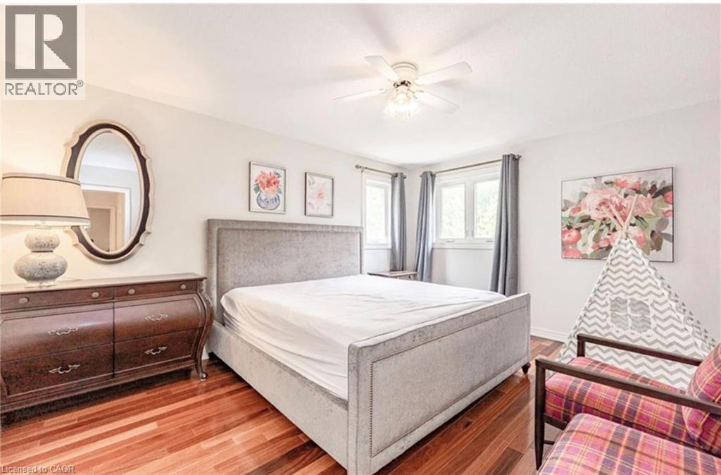 500 Blenheim Crescent Property Photo 26