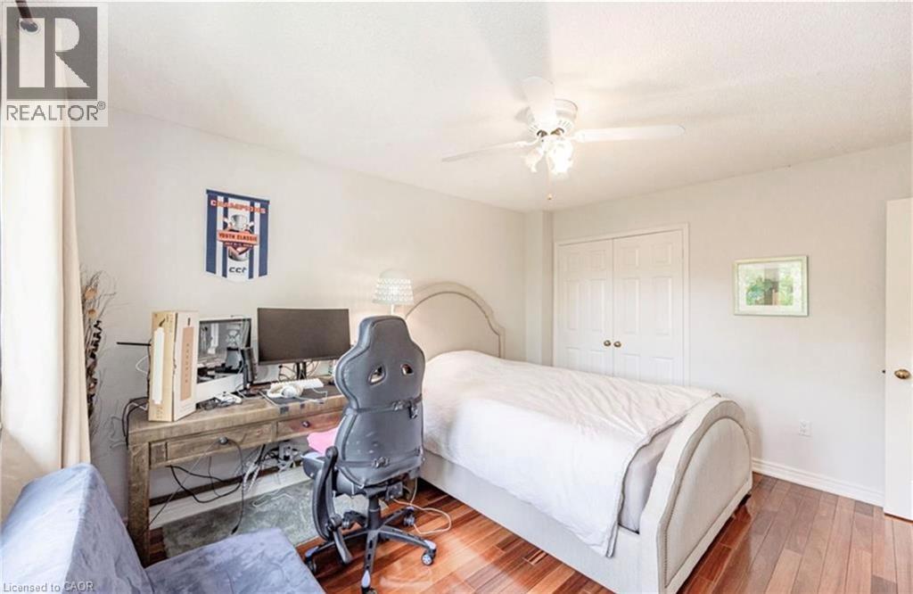 500 Blenheim Crescent Property Photo 28
