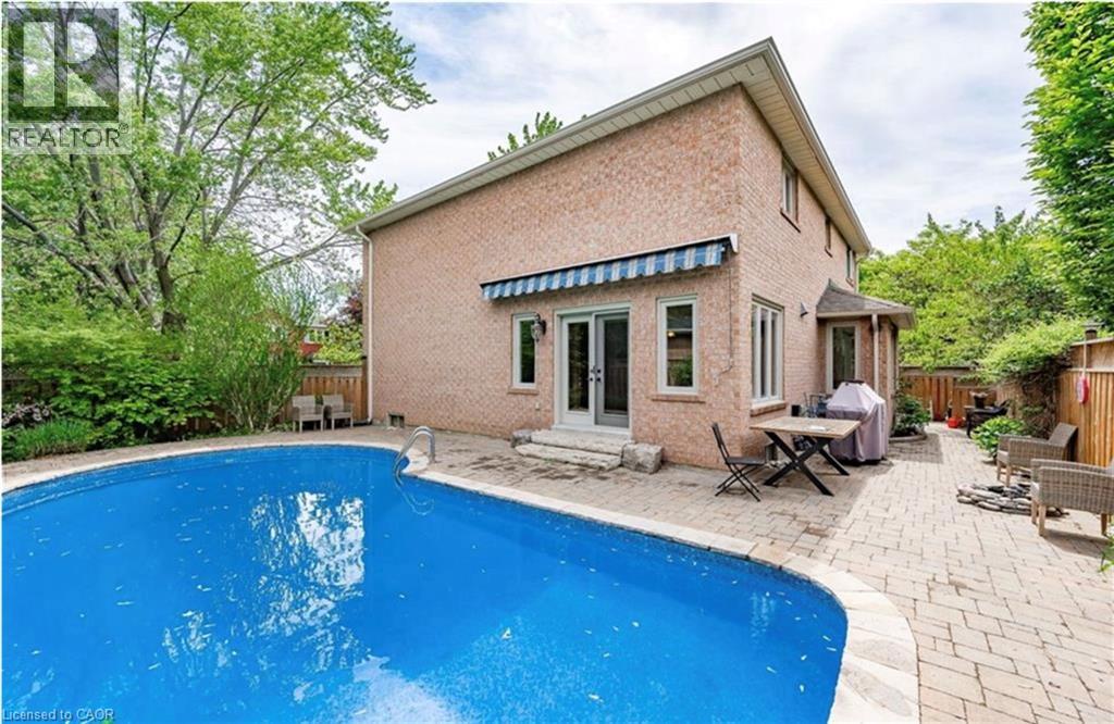 500 Blenheim Crescent Property Photo 41