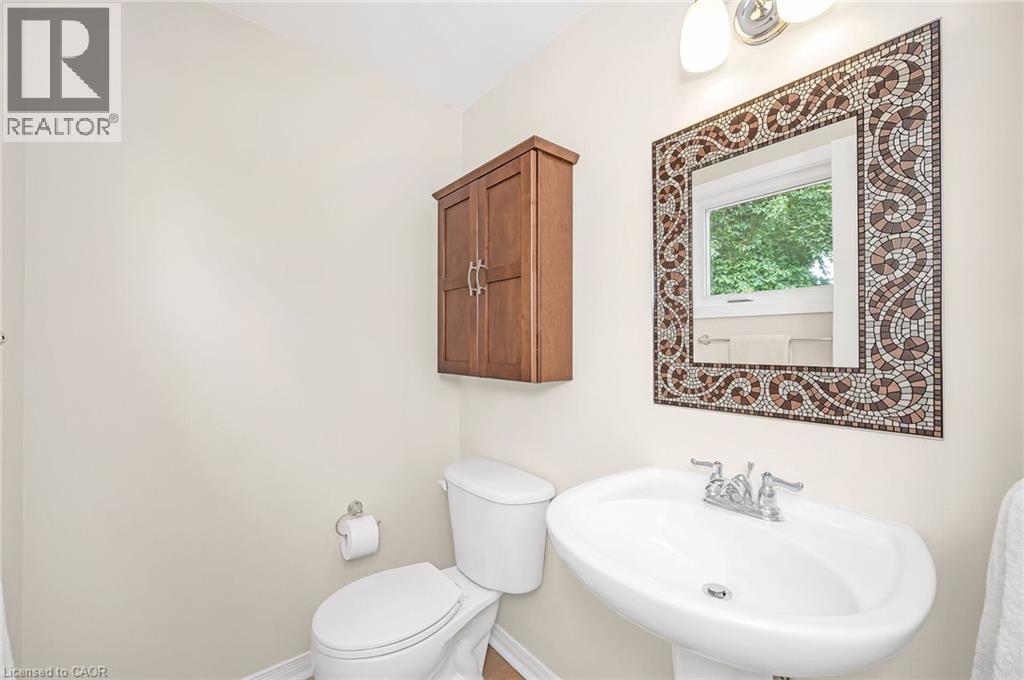 285 Surrey Drive Property Photo 24