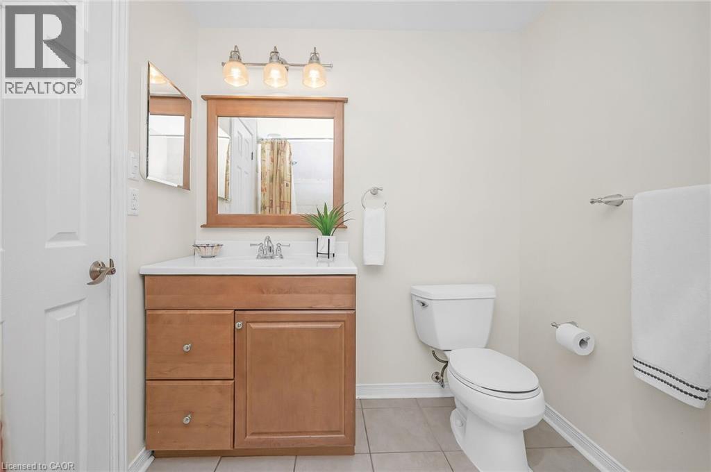 285 Surrey Drive Property Photo 27