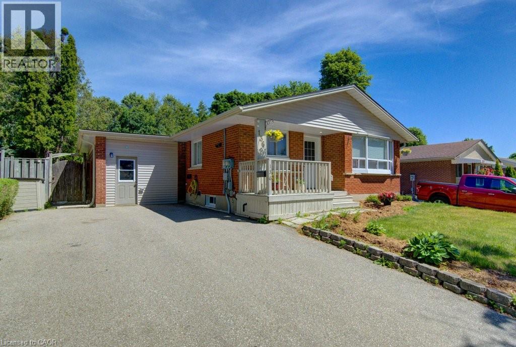136 DUNSMERE Drive Property Photo 1
