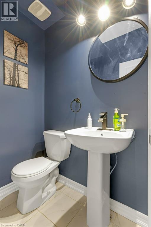 397 Westwood Drive Unit# B Property Photo 10
