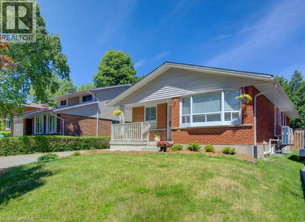 136 Dunsmere Drive Property Photo 1