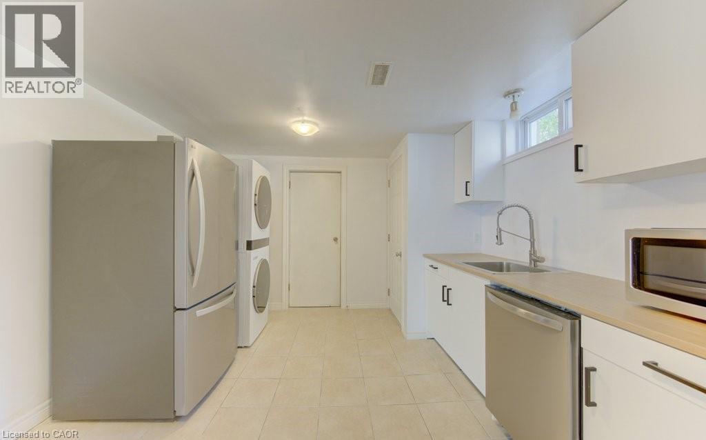 136 Dunsmere Drive Property Photo 15