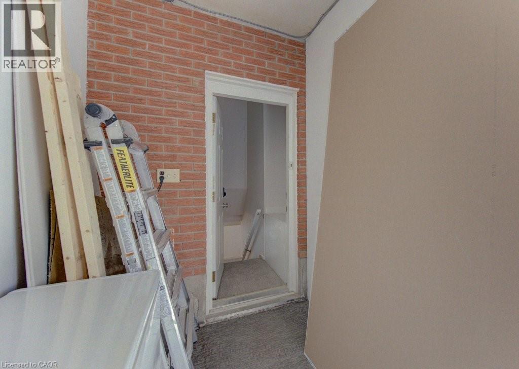 136 Dunsmere Drive Property Photo 19