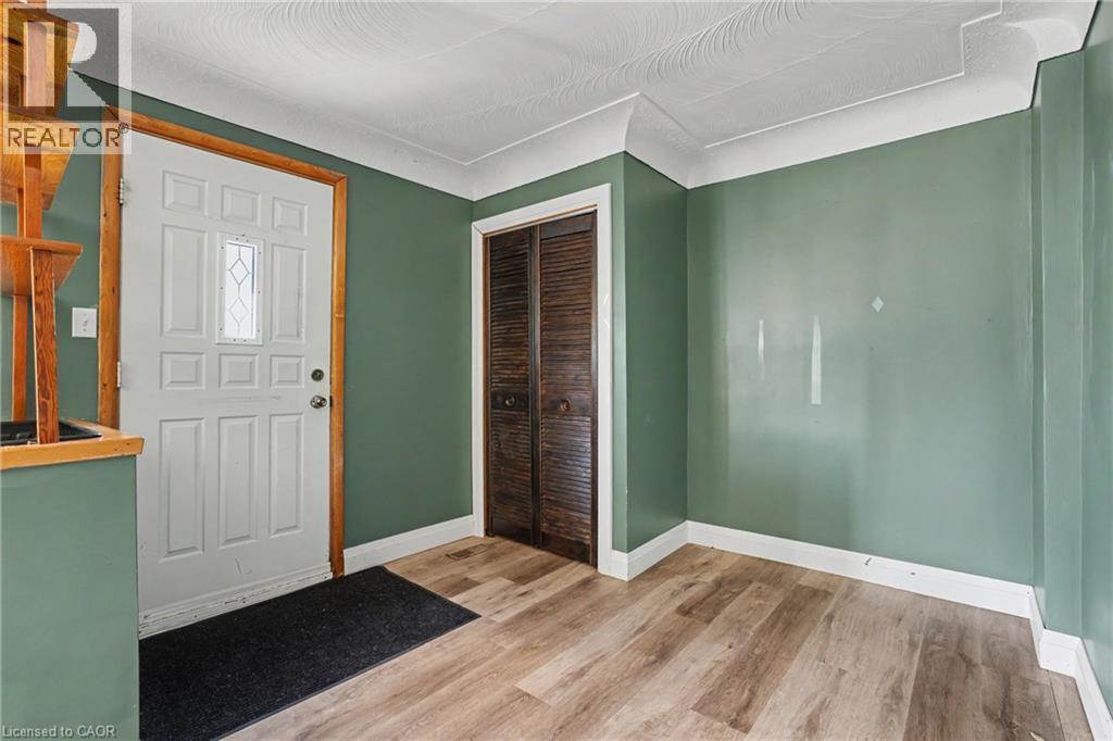 485 Cochrane Road Property Photo 4