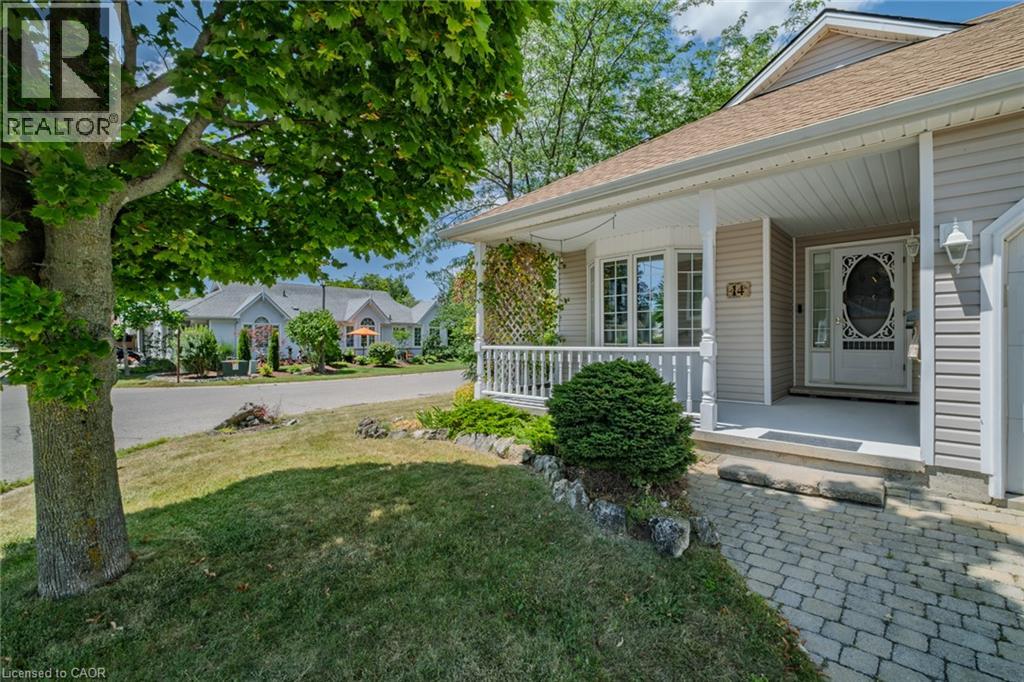 14 Aspen Lane Property Photo 4