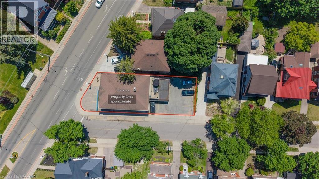 744 Queen Street S Property Photo 7