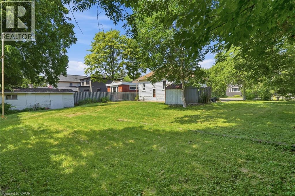 188 Troy Street Property Photo 6