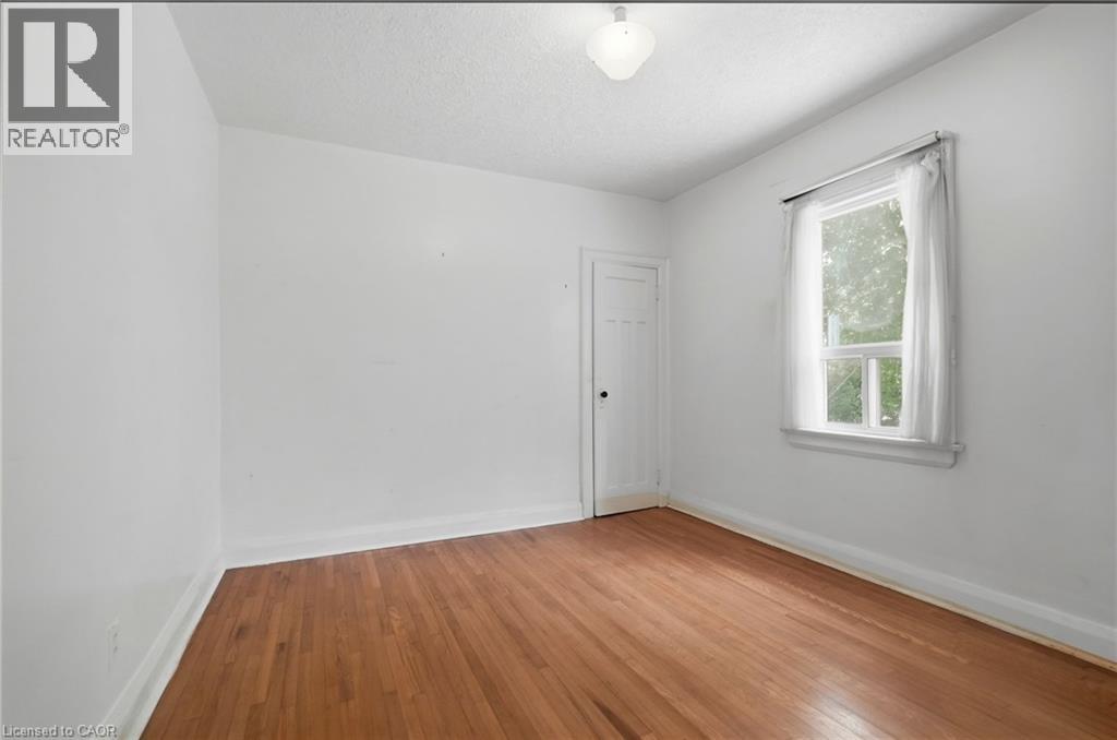 188 Troy Street Property Photo 17
