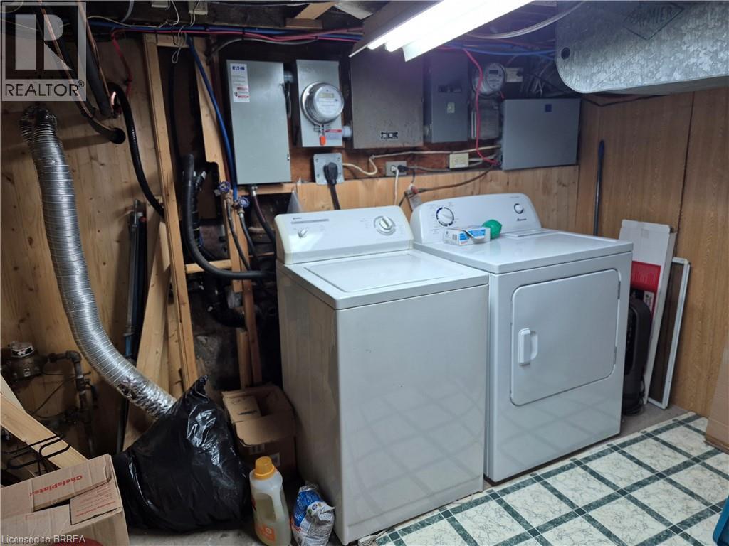 97 Colborne Street S Property Photo 41