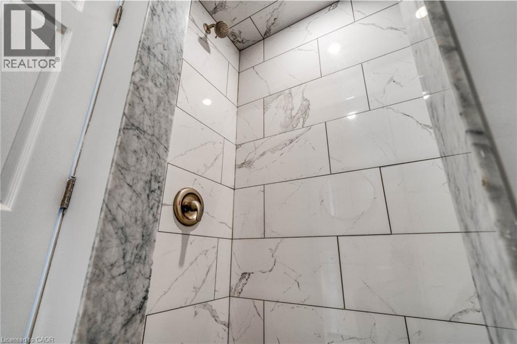 23 Gibson Avenue Property Photo 4