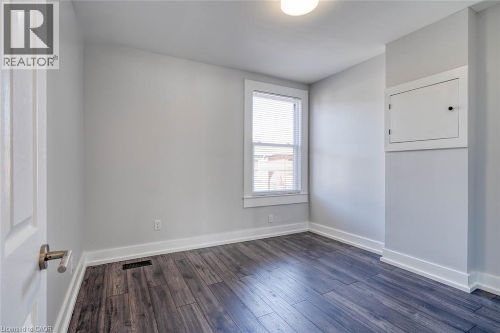 23 Gibson Avenue Property Photo 16