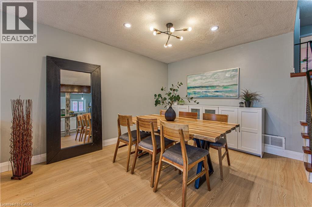 2560 Palisander Avenue Property Photo 8