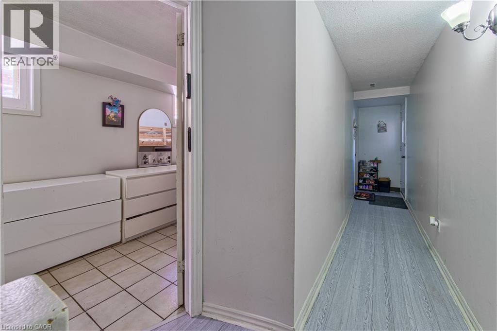 2560 Palisander Avenue Property Photo 26