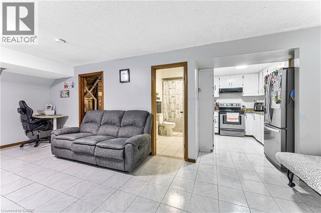 2560 Palisander Avenue Property Photo 30