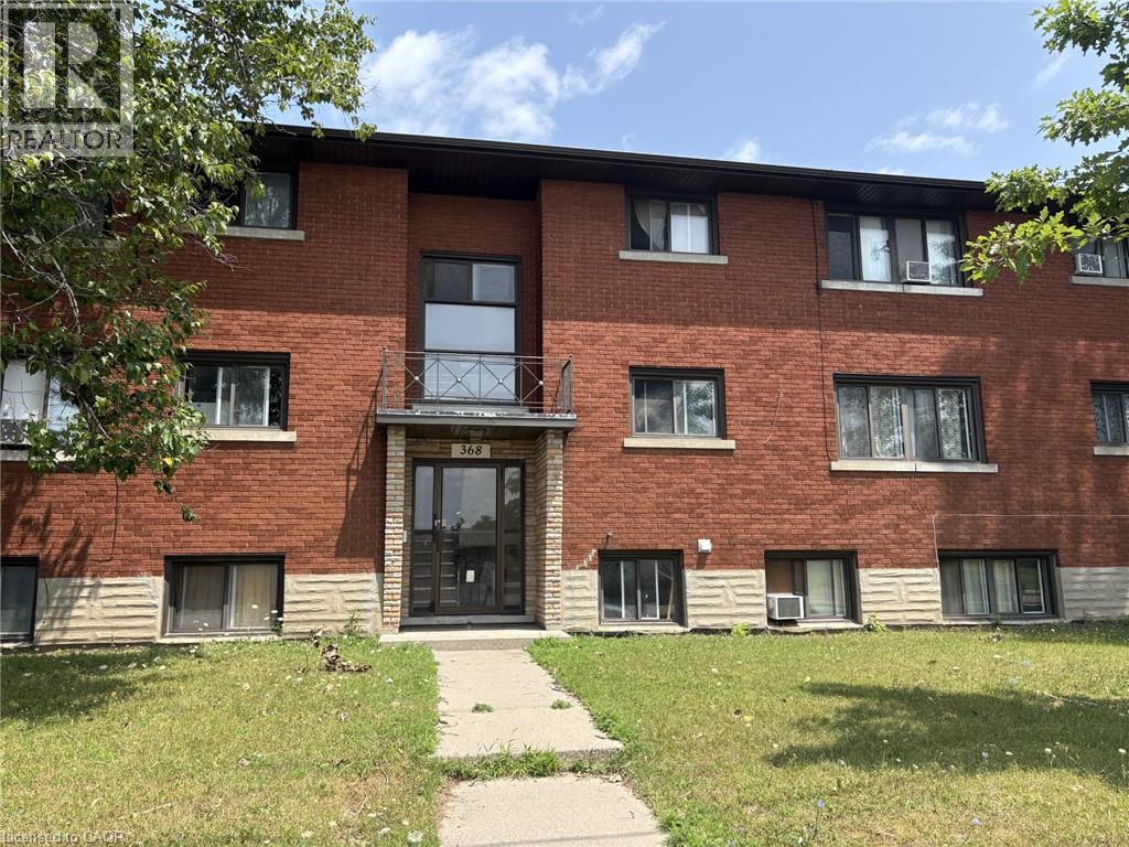 368 Weber Street W Property Photo 5