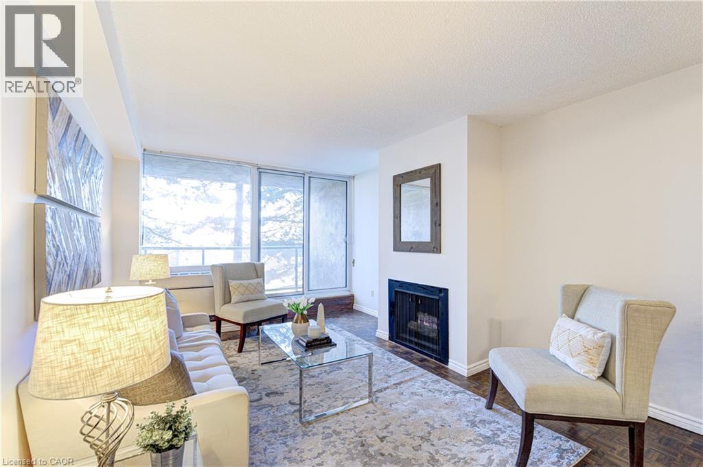 20 SPEERS Road Unit# 304 Property Photo 1