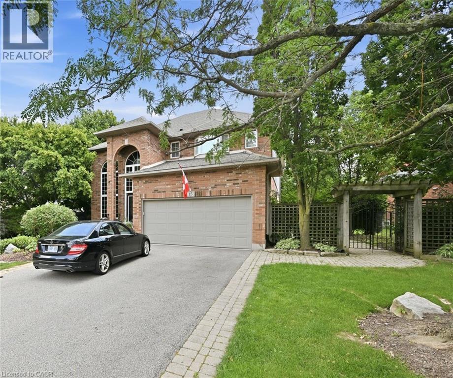 15 PELHAM Drive Unit# Lower Property Photo 1