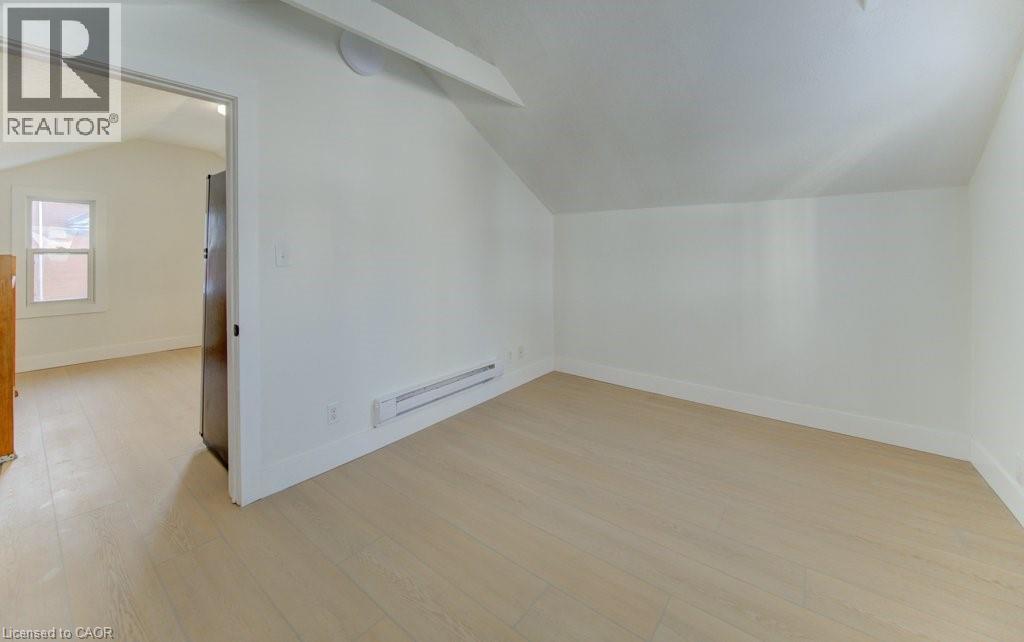 190 Lancaster Street E Property Photo 9