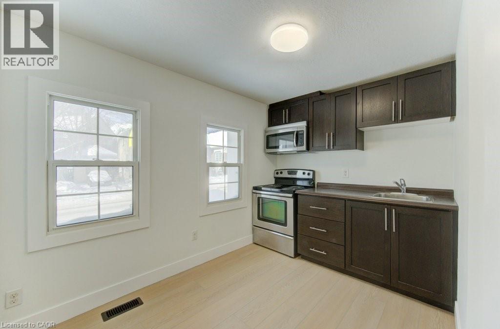 190 Lancaster Street E Property Photo 17