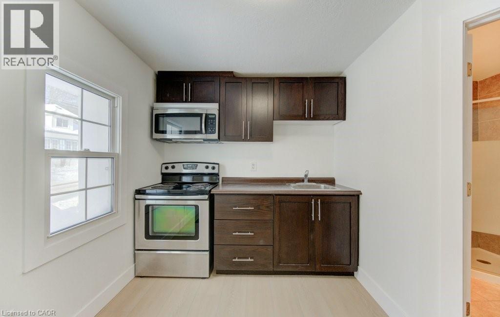 190 Lancaster Street E Property Photo 18