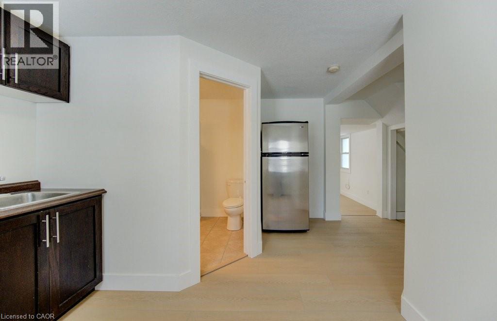 190 Lancaster Street E Property Photo 20