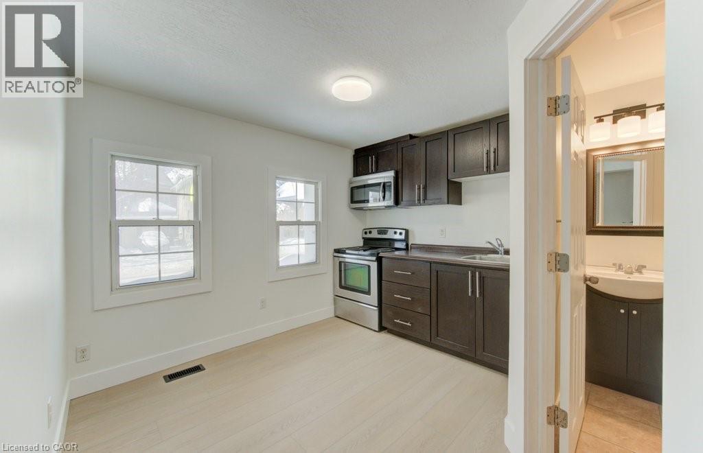 190 Lancaster Street E Property Photo 22