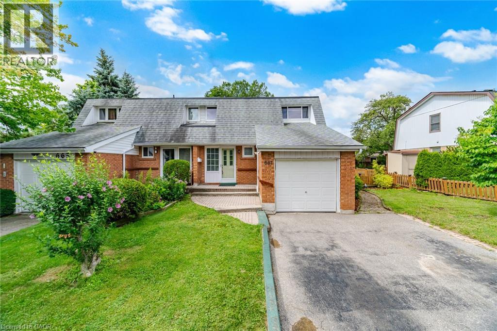 667 Green Meadow Crescent Property Photo 1