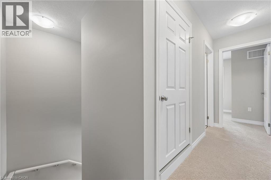 8 Oat Lane Property Photo 20