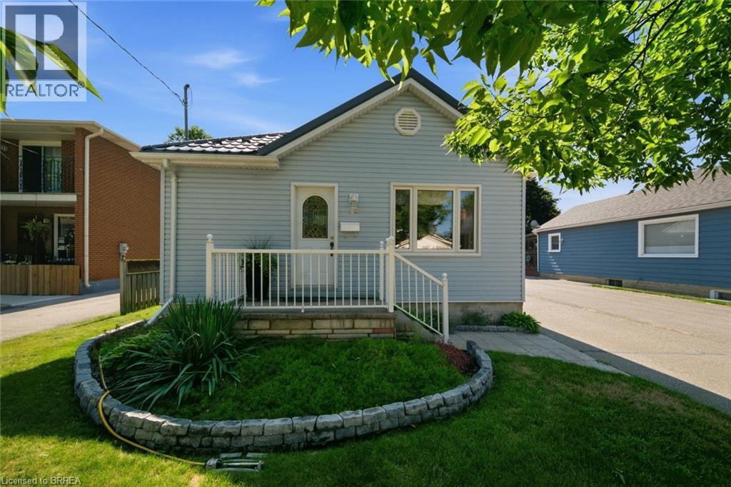 37 Hill Avenue Property Photo 1