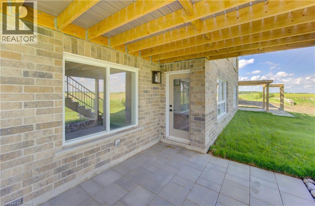 112 Bedell Drive Property Photo 4